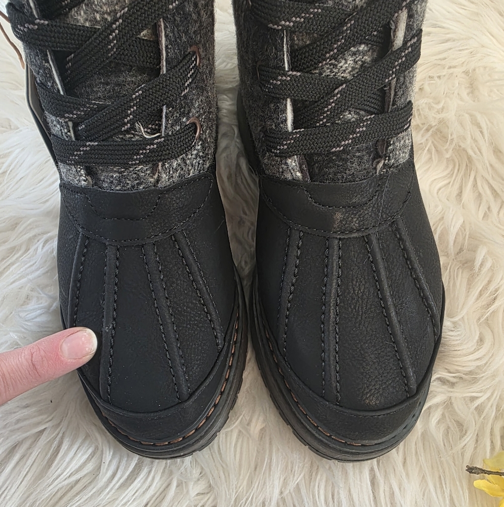 NWT Roxy Hail Ya Boot, Size 5 - Picture 10 of 17